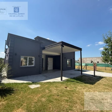 Casa en Venta 3 dormitorios   oficina San Pablo Pilar
