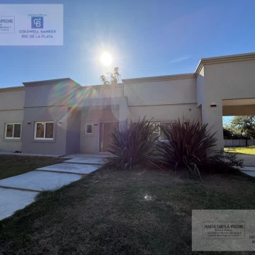 Casa en  Venta 4 dormitorios Casuarinas Pilar