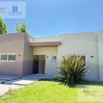 Casa en  Venta 3 dormitorios Club de Campo Casuarinas Pilar