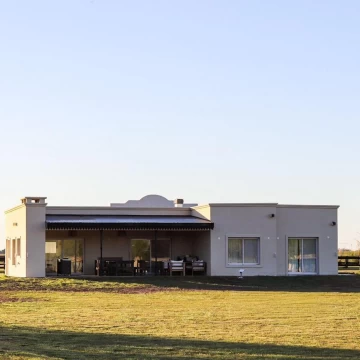 Venta de Casa en Chacra de 1ha en Haras el Malacate, naturaleza y seguridad