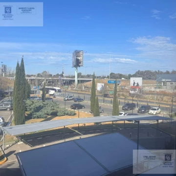 Oficina en Vohe con cochera