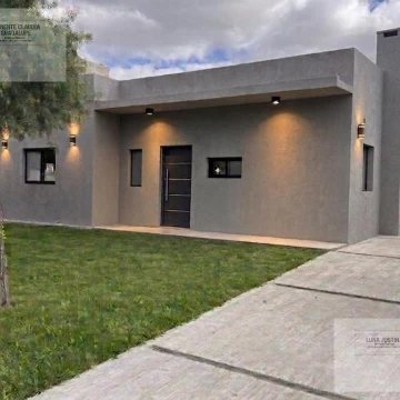 Casa en Venta 3 dormitorios San Ramon Pilar del Este
