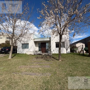 Casa en venta 1 dormitorio  San Alfonso Pilar del Este