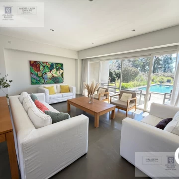 Casa en venta/alquiler - La Berlina