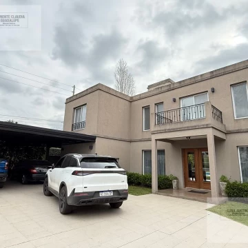 Casa en venta de 4 Dorm  en Las Liebres Pilar