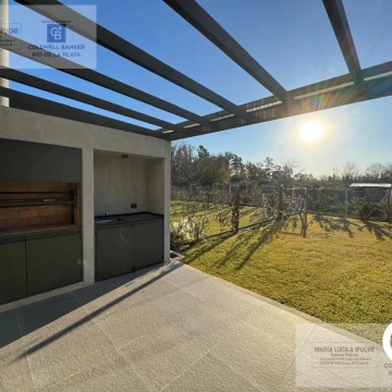 Townhouse en alquiler - Oliden Joven