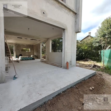 Venta triplex 3 ambientes a estrenar La Nazarena, Pilar