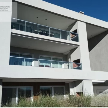 Departamento 3 amb. Townhouse. Pilara