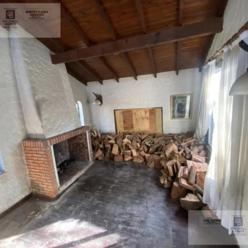 Casa en venta a reciclar 5 amb en Campo Chico