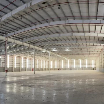 Venta planta 6.500m² sobre lote de 10.829 m² en Polo Industrial Ezeiza