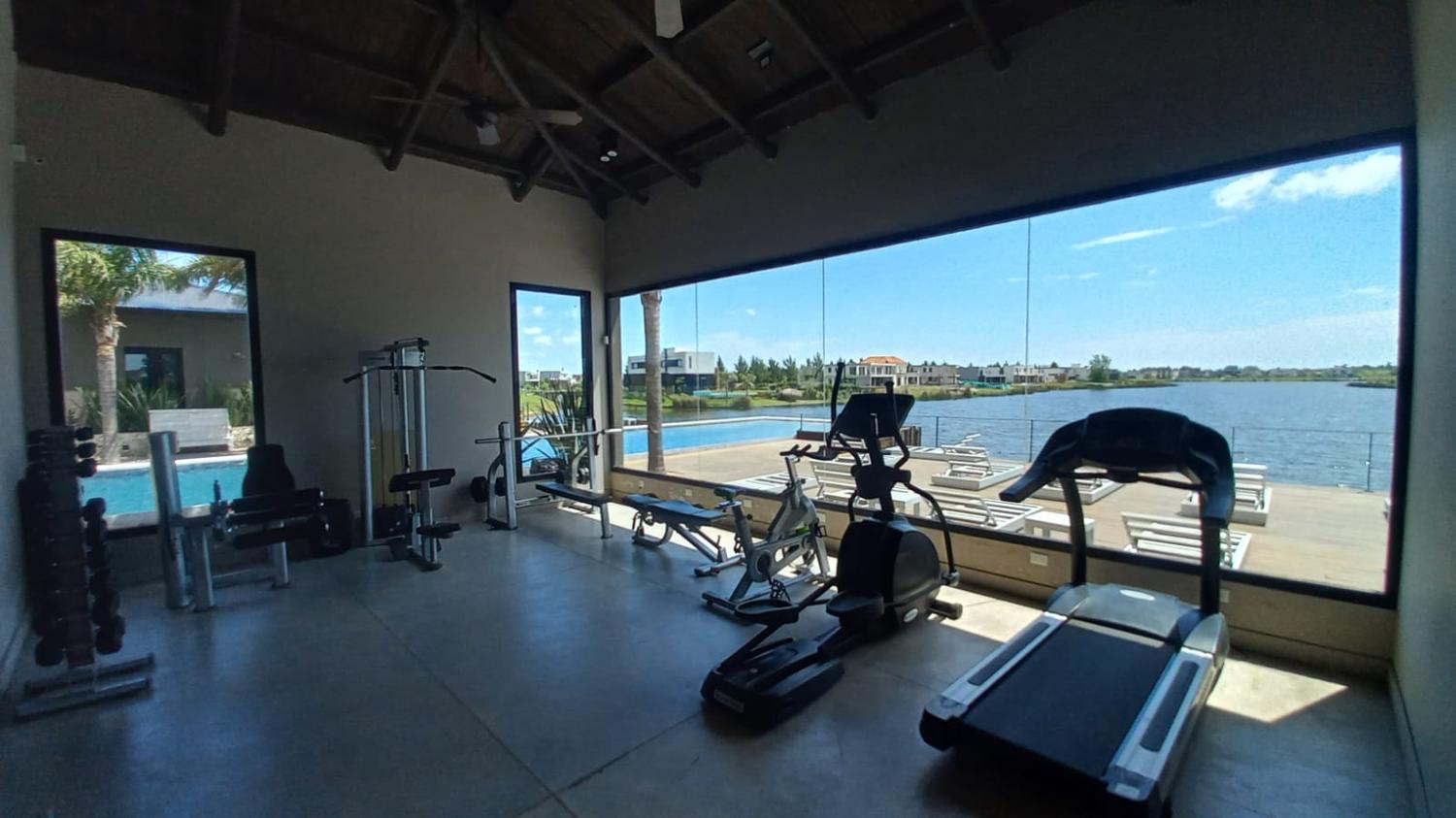 Gimnasio en Club House