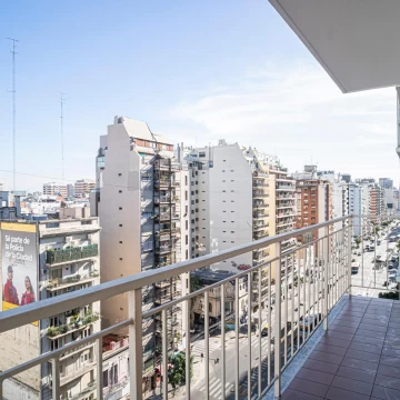 3 Ambientes | Al frente con cochera | Venta en Belgrano