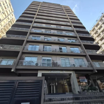 Departamento Ramos Mejia Norte, 2  ambientes de 61m2 y 3 ambientes de 89m2, con cochera opcional