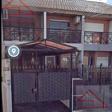 DUPLEX 3 AMB. CON COCHERA, FONDO  , PARRILLA Y LAV ,BAÑO, EXCELENTE!! !!!!