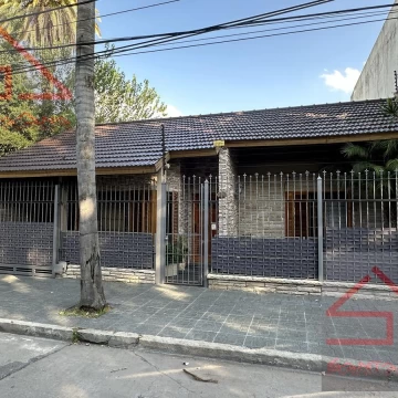 Chalet  en  Venta 4 amb. Villa Sarmiento 