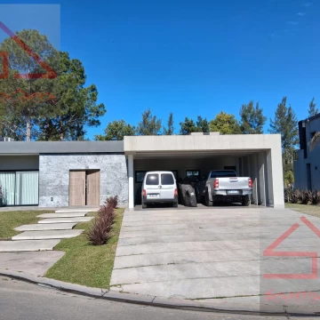 CASA EN TERRALAGOS