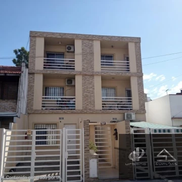 Departamento planta baja al frente 2 amb con cochera y patio, ANTICIPO RESTO A FINANCIAR, CONSULTE!!