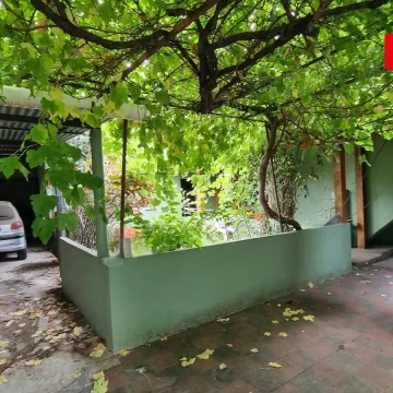 Casa en VENTA - Lote propio - 2 viviendas