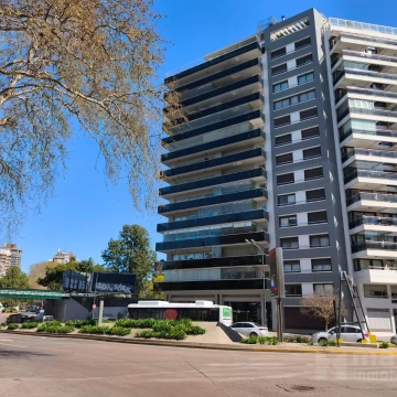 Oficina en alquiler 2 ambientes con cochera fija en Belgrano Vigilancia y Amenities