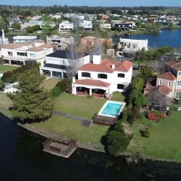Casa a la Laguna con Alma Mediterránea | Santa Catalina, Villanueva