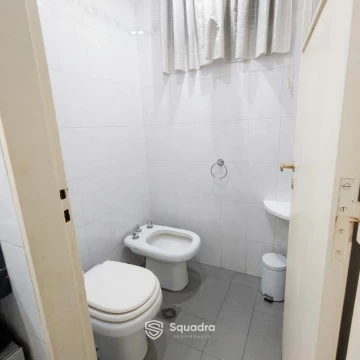 1792523566.jpg