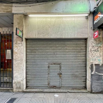 Excelente local comercial en Abasto