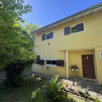 Casa en Venta en 29 E/ 443 Y 444 - City Bell - Alberto Dacal Propiedades