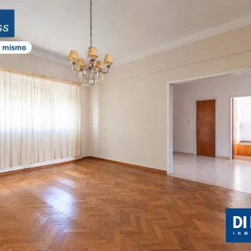 Depósito de 430 m² cubiertos sobre lote de 500 m²
