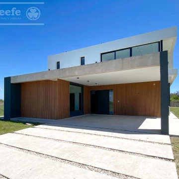 Casa en alquiler de 5 ambientes a estrenar en Puerto Nizuc - Guillermo Hudson