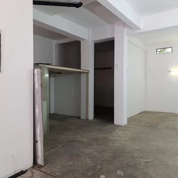 1792531637.jpg