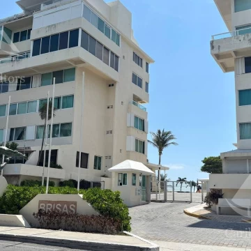 Renta departamento Brisas