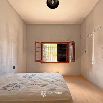 1792588355.jpg