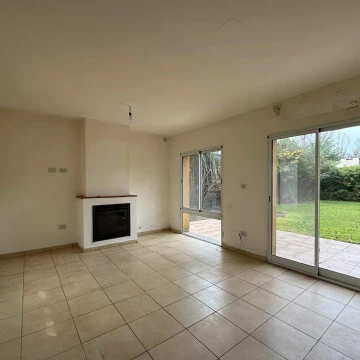 Casa 2 dormitorios en barrio privado Sol de Paraná