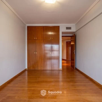 1792599151.jpg