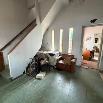 1792606347.jpg