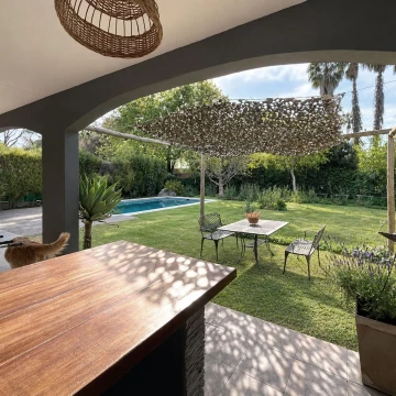 CASA 5 AMB EN BENAVIDEZ | B° PRIVADO DE 10 CASAS | PILETA