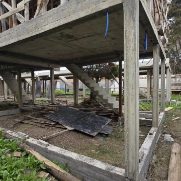 Duplex en VENTA, 2 dormitorios, Gonnet,  oportunidad de inversión 