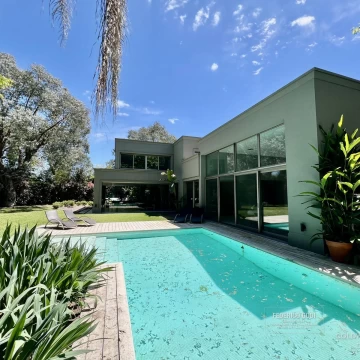 VENTA CASA HIGHLAND PARK