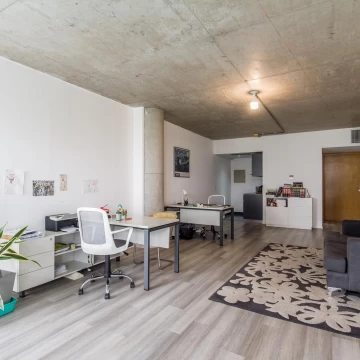 Venta Oficina con Balcón y Cochera Palermo 