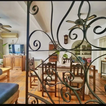 VENTA CASA 3 DORMITORIOS - GARAGE - PISCINA - APTA CRÉDITO - BANFIELD