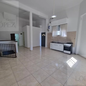 Alquiler PH en Florida de 2 ambientes PARA USO COMERCIAL O VIVIENDA