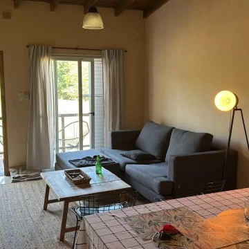2 Casas en venta en mismo lote, gran potencial turístico, San Antonio de Areco