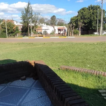 1792616775.jpg