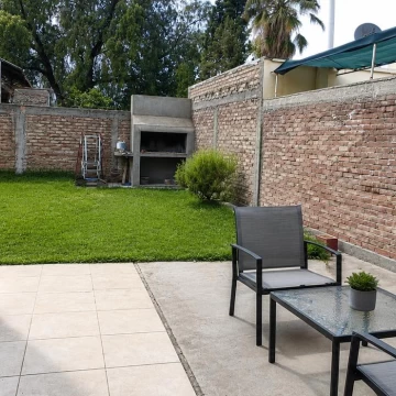 CASA EN VENTA ZONA RESIDENCIAL - BARRIO EL PARAISO JUNIN MENDOZA 