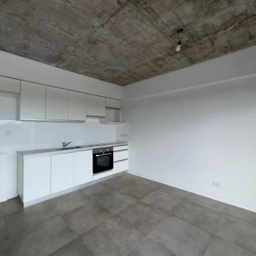 APTO CREDITO Departamento PISO 5 FRENTE cochera cubierta - dos ambientes en Esc.-Centro