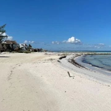 Terreno con acceso al mar en Holbox