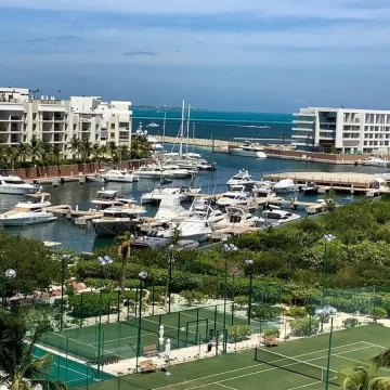 Penthouse tipo lock off en La Amada en venta, Playa Mujeres