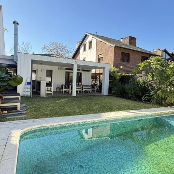 Casa Refaccionada a nuevo en venta 3 ambientes