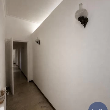 1792695796.jpg