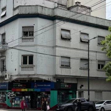 Av. Montes de Oca esquina Villafañe. Venta en Block. Barracas.